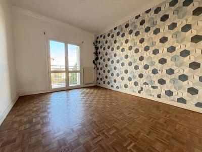 Appartement - 79 m² - 3 pièces