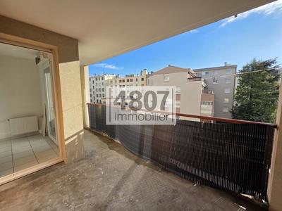 Appartement - 83 m² - 4 pièces