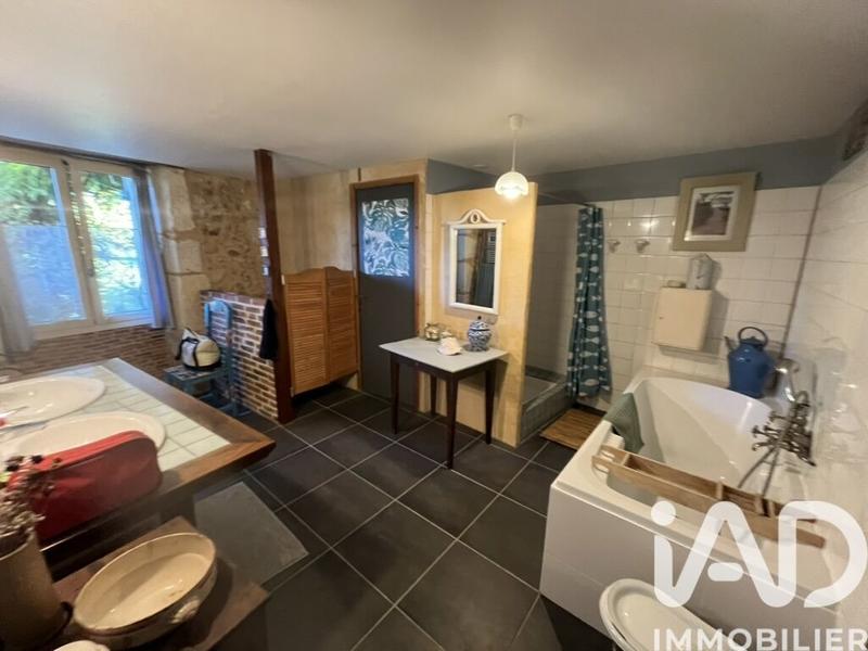 Maison - 350 m² - 11 pièces