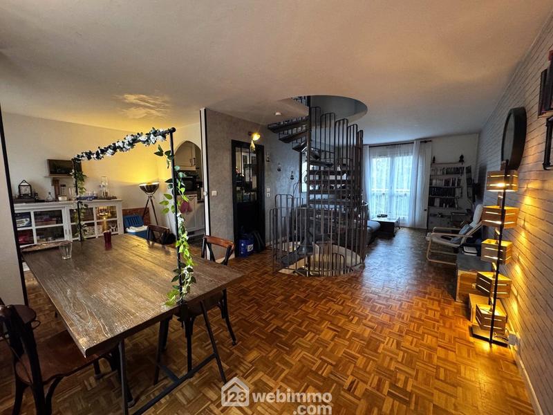 Maison - 118 m² - 7 pièces