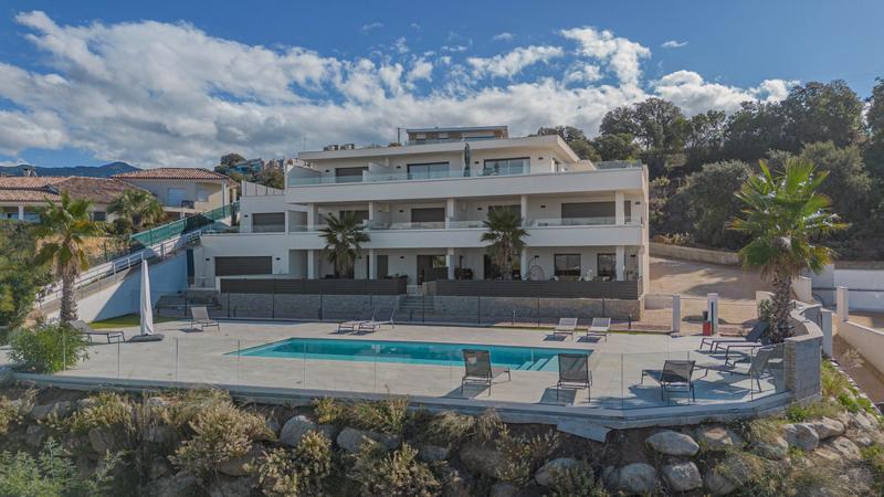 Appartement - 50 m² - 2 pièces