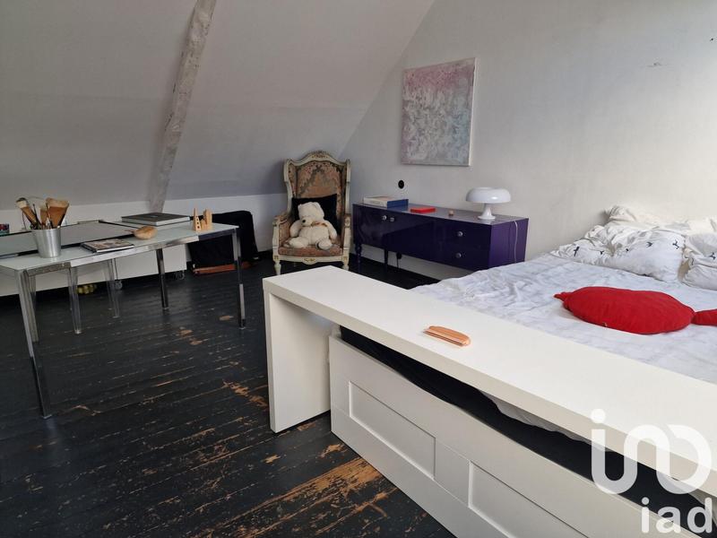 Maison - 205 m² - 9 pièces