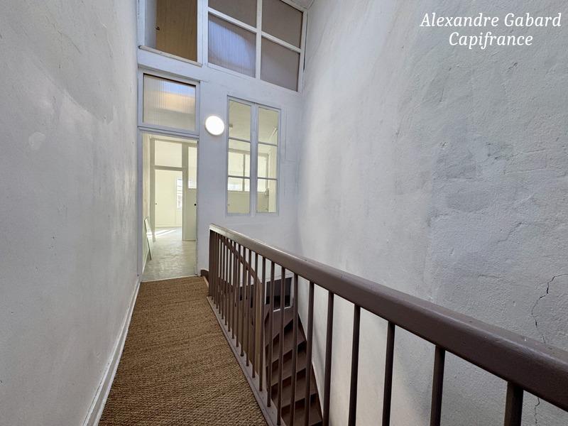 Immeuble - 138 m² - 7 pièces