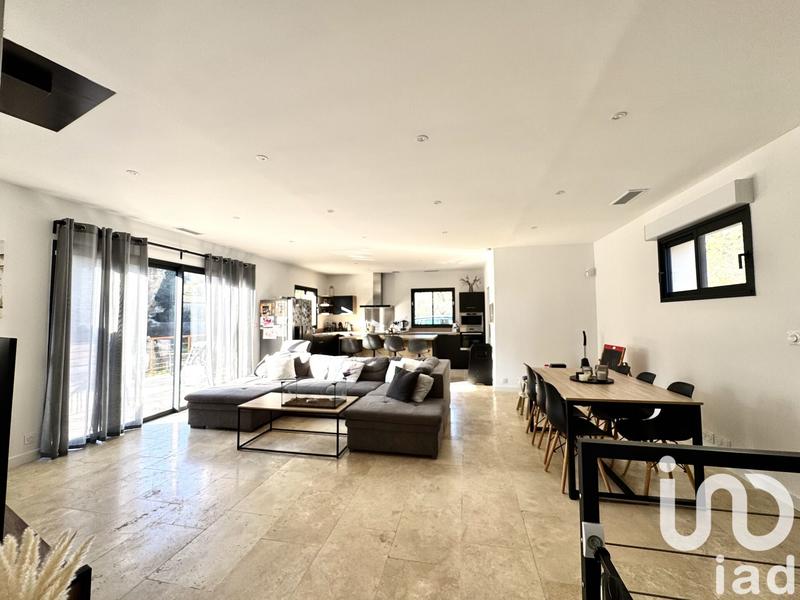 Maison - 150 m² - 5 pièces