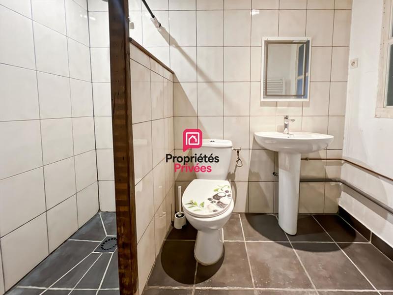 Maison - 90 m² - 5 pièces