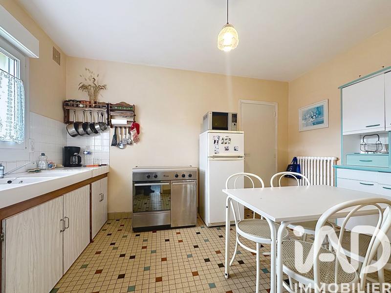 Maison - 90 m² - 5 pièces