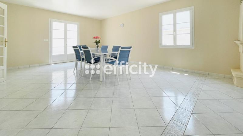 Maison - 156 m² - 6 pièces