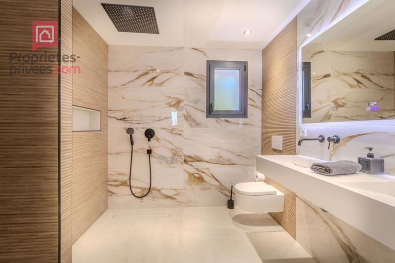 Maison - 170 m² - 7 pièces