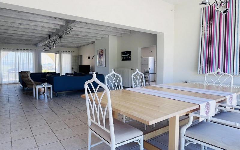 Maison - 163 m² - 5 pièces