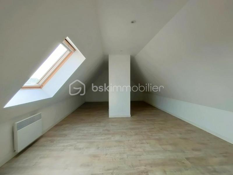 Maison - 241 m² - 7 pièces