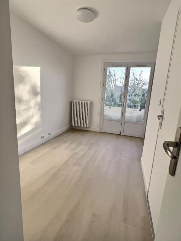 Studio - 13 m² - 1 pièce