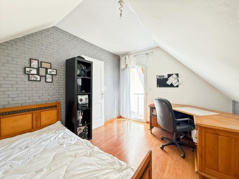 Maison - 140 m² - 7 pièces