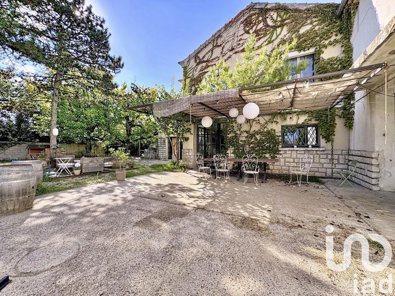 Maison - 269 m² - 8 pièces