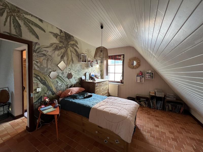 Maison - 220 m² - 8 pièces