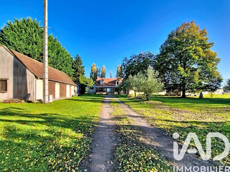 Maison - 186 m² - 7 pièces