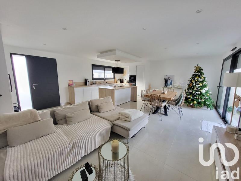 Maison - 91 m² - 4 pièces