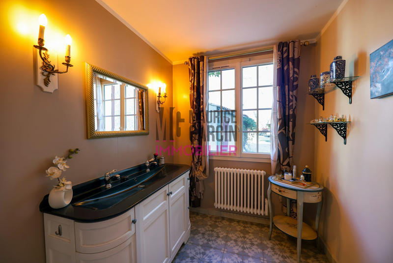 Maison - 115 m² - 4 pièces