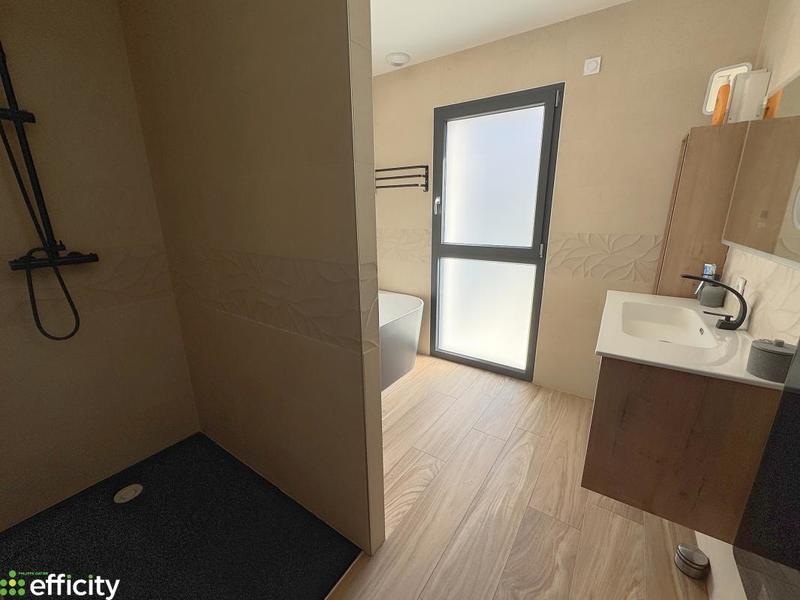 Villa - 164 m² - 5 pièces