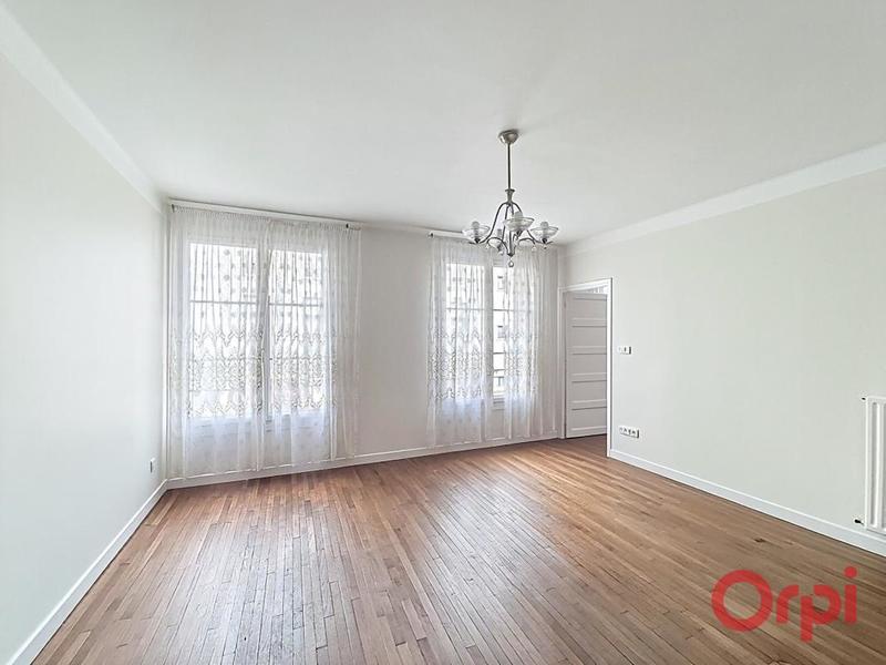 Appartement - 75 m² - 3 pièces