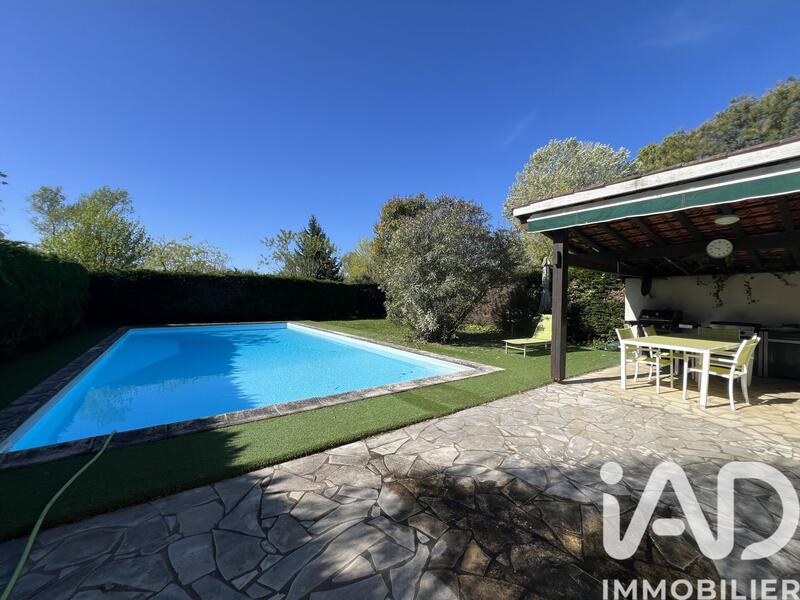 Maison - 150 m² - 6 pièces