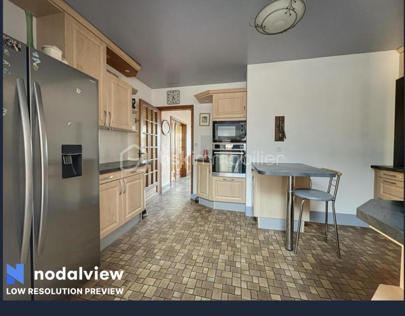 Maison de village - 215 m² - 10 pièces