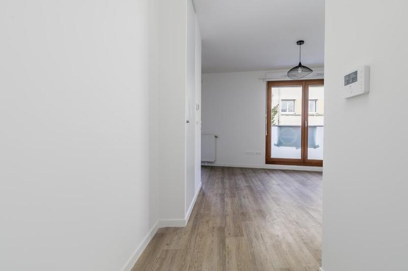 Studio - 25 m² - 1 pièce