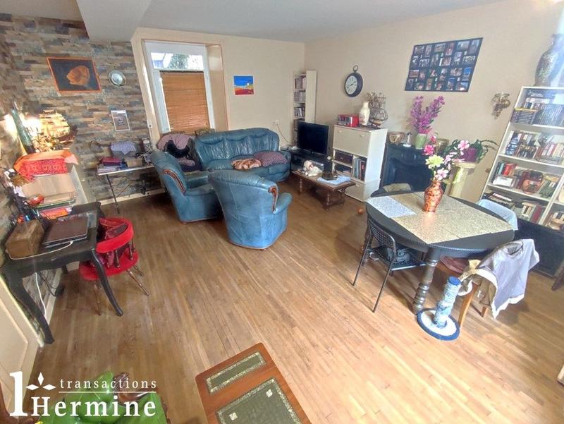 Maison traditionnelle - 175 m² - 6 pièces