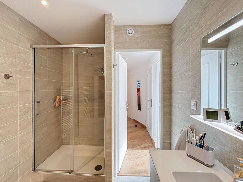 Appartement - 100 m² - 3 pièces