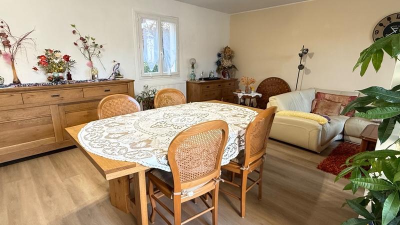 Appartement - 85 m² - 4 pièces