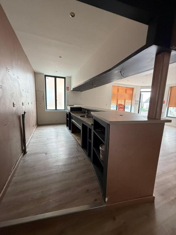 Maison - 140 m² - 3 pièces