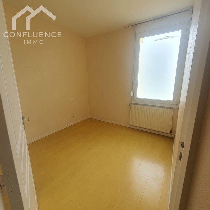 Maison de ville - 80 m² - 4 pièces