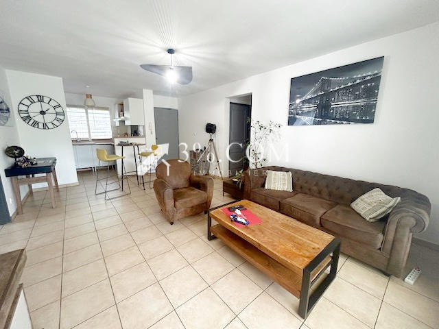 Appartement - 60 m² - 4 pièces