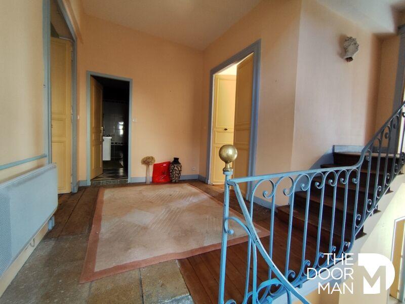 Demeure - 320 m² - 12 pièces