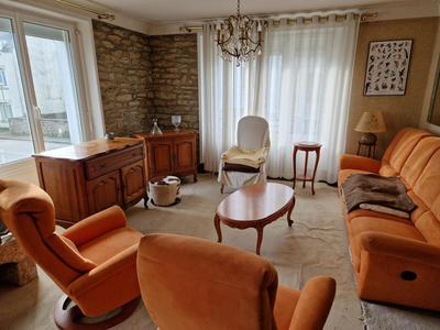 Maison - 140 m² - 4 pièces