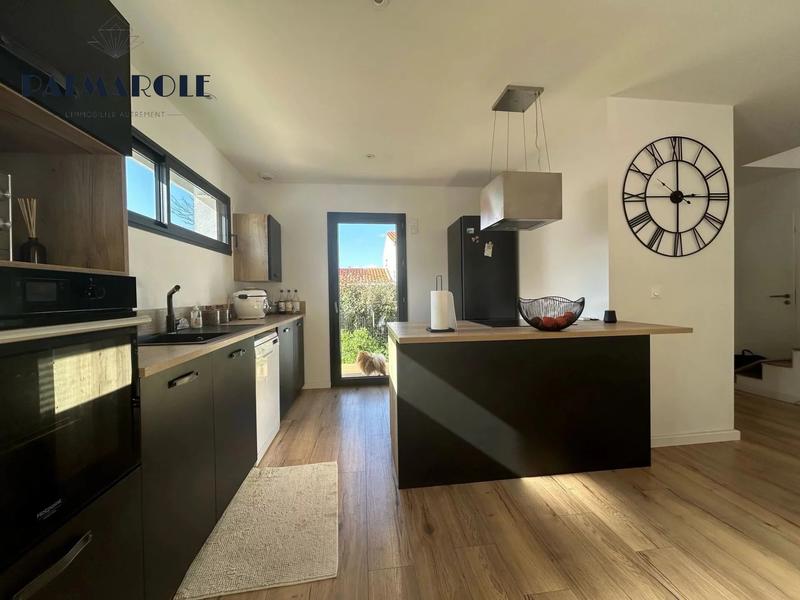 Villa - 100 m² - 4 pièces