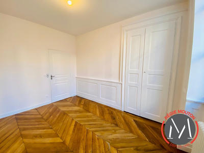 Appartement - 70 m² - 2 pièces