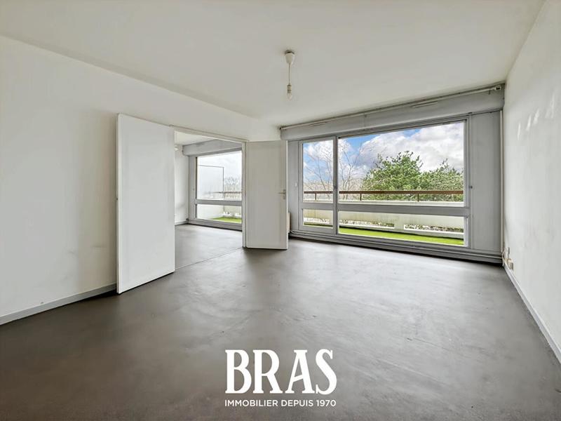 Appartement - 82 m² - 4 pièces