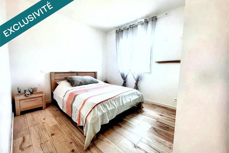 Maison - 93 m² - 5 pièces