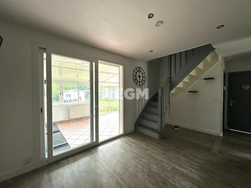 Maison - 85 m² - 5 pièces