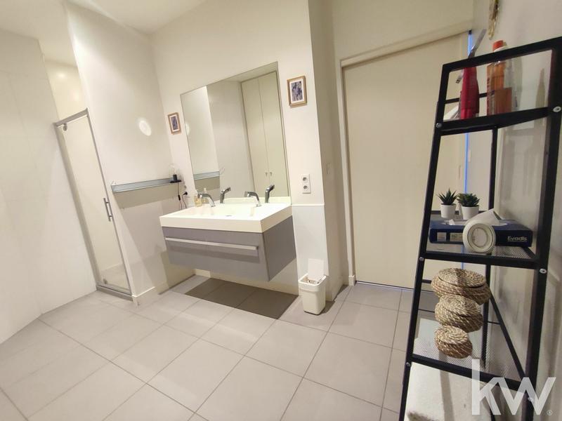 Appartement - 120 m² - 4 pièces