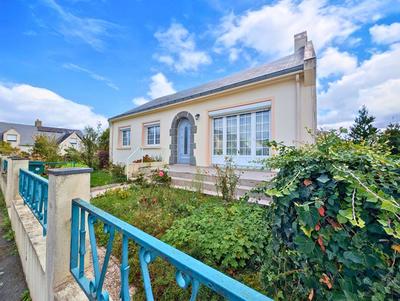 Maison - 120 m² - 7 pièces