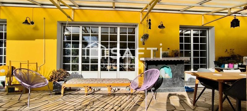 Maison - 172 m² - 8 pièces