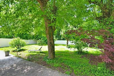 Maison - 206 m² - 6 pièces