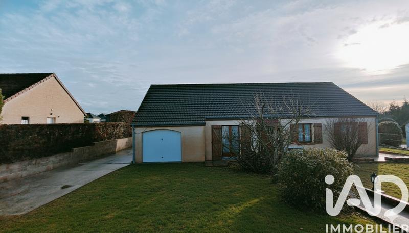 Maison - 98 m² - 5 pièces