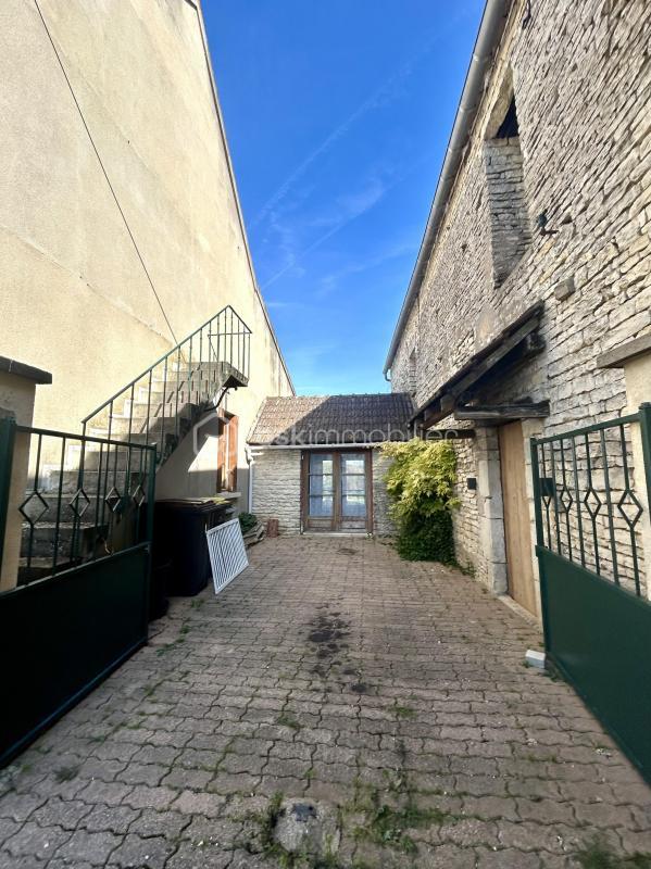 Maison de village - 182 m² - 6 pièces