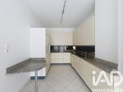 Appartement - 74 m² - 2 pièces