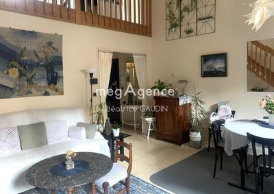 Appartement - 75 m² - 4 pièces