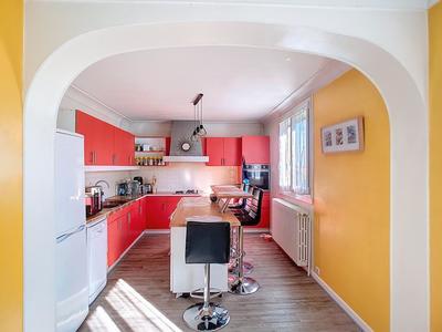 Maison - 127 m² - 5 pièces