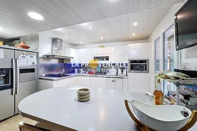 Maison - 117 m² - 5 pièces