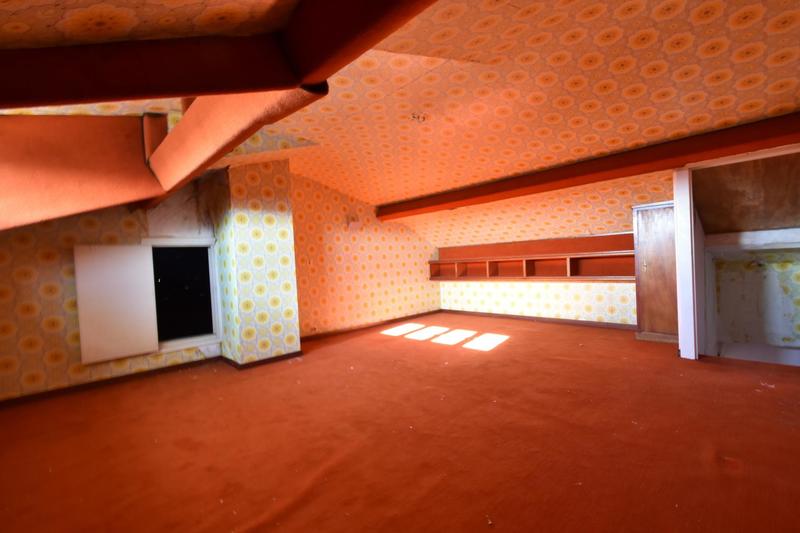 Maison - 116 m² - 11 pièces